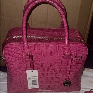 Brahmin Marissa w/ ady wallet  (Paradise Pink)